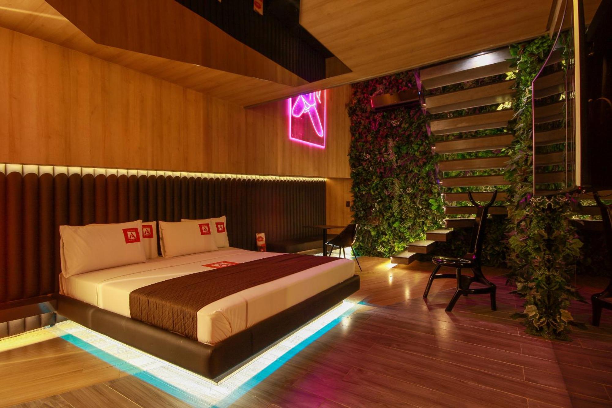 Hotel do amor A *
